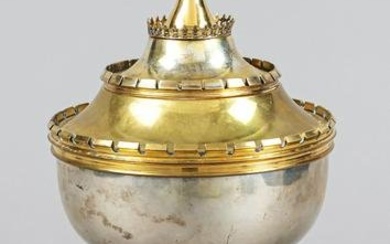Ciborium/hostian goblet, Germany (Paderborn), 1920s, silvered and gilded (rubbed). Round, profiled