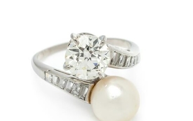 DIAMOND AND CULTURED PEARL 'TOI ET MOI' RING