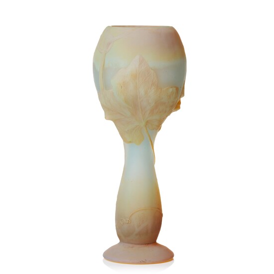 Daum, an Art Nouveau mould blown soufflé glass vase, Nancy, France.