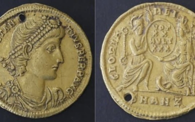 Empire Byzantin - Constance II (324-361) Solidus A : Buste diadémé à droite de Constance...
