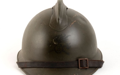 ITALY, Kingdom Great War Helmet of Engineers m.16 Italian-made helmet with hand-painted genius front frieze,...
