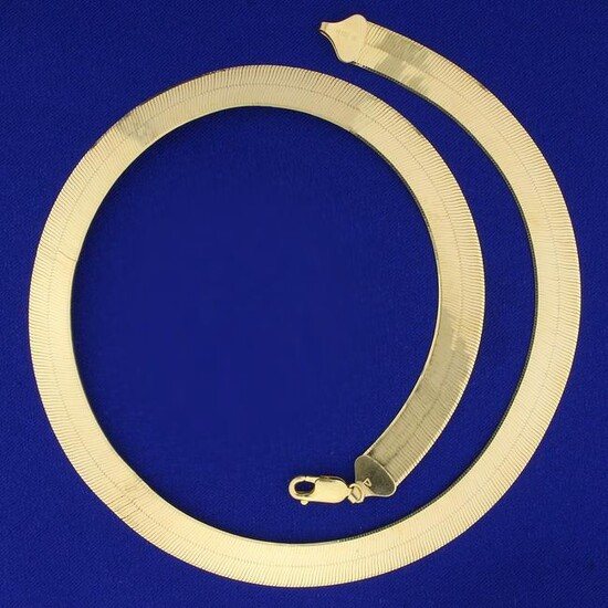 Italian-Made 18 Inch Wide Herringbone Link Chain