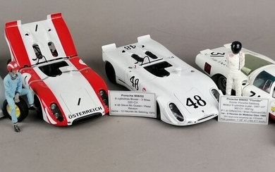 LOT de 4 véhicules Porsche de marques Auto Art ou Minichamps, échelle 1/18 métal :...