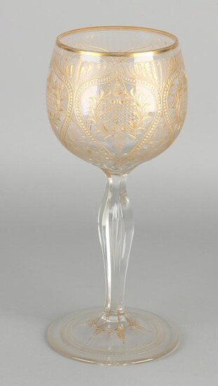 Large 19th century crystal glass goblet glass. Etched