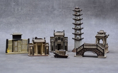 Lot de 7 miniatures architecturale en grè
