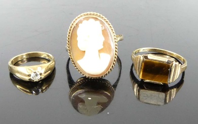 Lot details A 9ct gold carved shell cameo dress ring,...