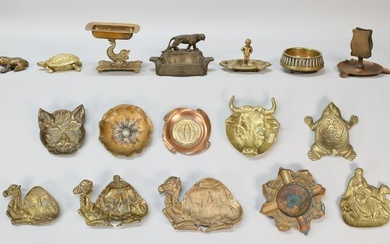 Lot of Vintage Ashtrays Brass, Bronze & Copper