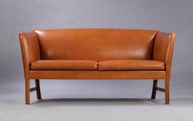 Ole Wanscher. 2 pers. sofa, model OW 602 in cognac colored leather, walnut legs