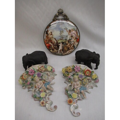 Pair of early C20th Continental Baroque style wall brackets ...