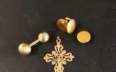 Petit lot d'or comprenant un crucifix et... - Lot 146 - Daguerre