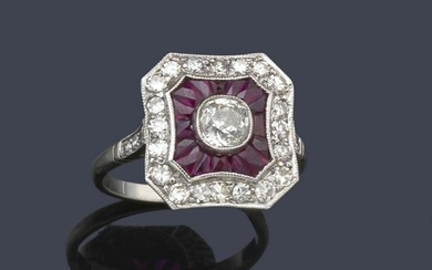 Ring with cushion cut diamond of approx. 0.35 ct and