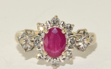 Ruby and Diamond 18ct gold cluster ring size K 4.3g