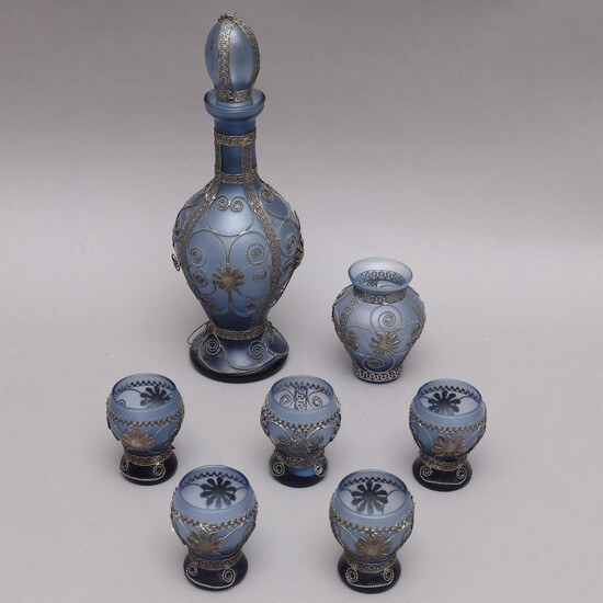 SERVING SET, 7 pieces, glass and filigree, Cyprus, first half of the 20th century.