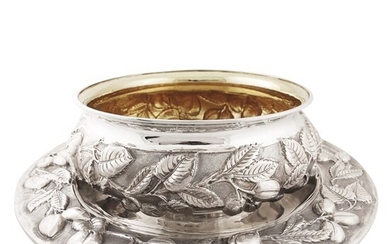 SILVER CENTERPIECE WITH DISH, MARIO VALLE