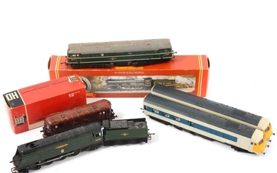 Six OO gauge model railway locomotives, loose and boxed.