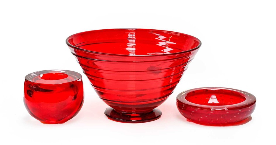 Three Whitefriars glass bowls