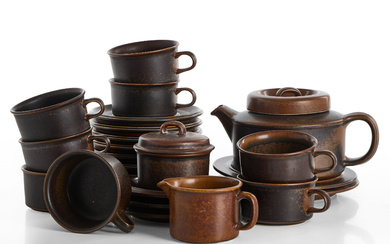 ULLA PROCOPÉ. Tea set, 16 pieces, stoneware, “Ruska”, Arabia, Finland.
