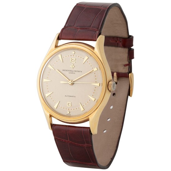 Vacheron Constantin. Elegant and Sophisticated Calatrava Automatic Wristwatch in Yellow Gold, Reference 4906, With Inclined Bezel