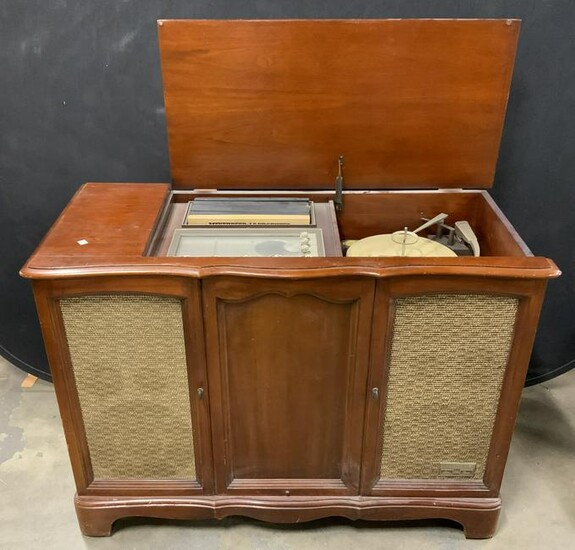 Vintage ZENITH Record Player & Radio Console Table