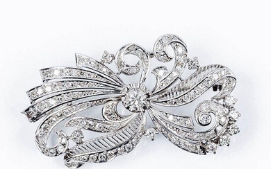 Vintage pin-brooch, in vegetal lace, openwork, in white gold,...