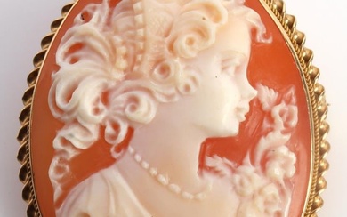 14K YELLOW GOLD CAMEO PENDANT BROOCH SIGNED