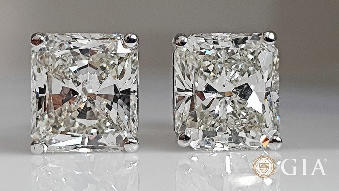 18 kt. White gold - Earrings - 8.38 ct Diamond - GIA