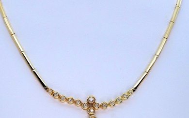 18 kt. Yellow gold - Necklace, Necklace with pendant - 0.83 ct Sapphire - Diamonds