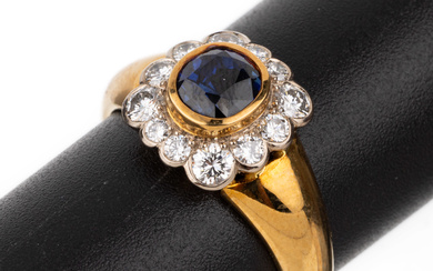 18 kt gold sapphire-brilliant-ring , YG 750/000, oval bevelled sapphire...