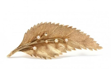 18KT Gold and Pearl Leaf Brooch