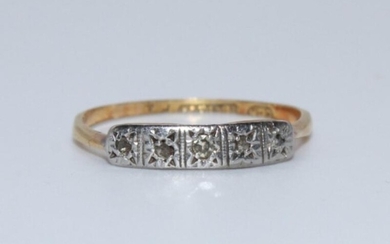 18ct Yellow Gold Diamond Ring Metal: Yellow Gold Stone:...