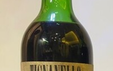 1975 Marchesi Antinori, Tignanello - Toscana IGT - 1 Bottle (0.75L)