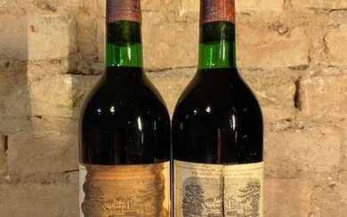 1977 Chateau Lafite Rothschild - Pauillac 1er Grand Cru Classé - 2 Bottles (0.75L)