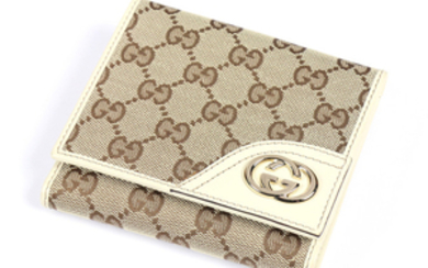 Gucci bifold square wallet
