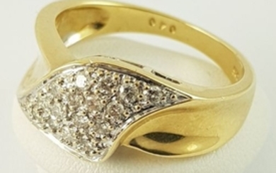 14 kt. Yellow gold - Diamond Ring - 585 Gold - 17 Diamonds, 0.34 ct. - 0.34 ct Diamond