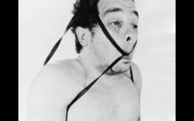 ARNULF RAINER ( Baden 1929 ) , Face Farces 1972 Vintage gelatin silver print. Signature in pencil and 26/80 on the recto. 23.62 x 19.09 in.