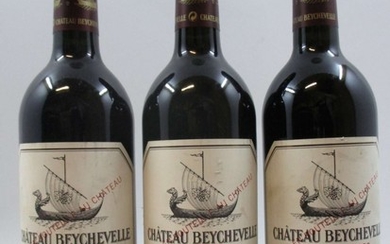 3 bouteilles CHÂTEAU BEYCHEVELLE 2002 4è GC Saint Julien (étiquettes légèrement abimées)