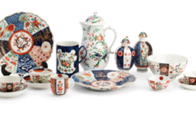 A collection of Worcester Imari pattern teaware