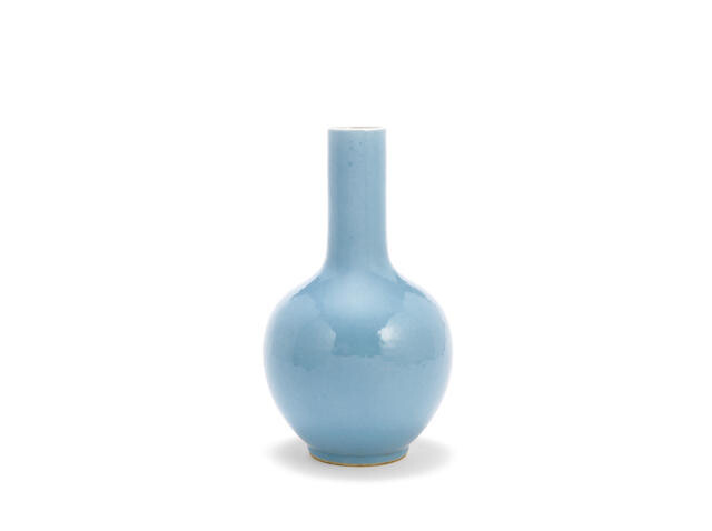 A clair-de-lune glazed bottle vase