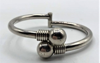 .925 Sterling Silver Modern Design Bangle Bracelet