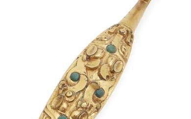 A Chinese gilt-bronze belt hook, Eastern Zhou dynasty, the broad...