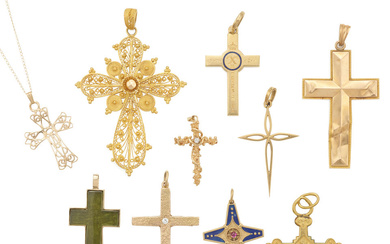 A GROUP OF GOLD CROSS PENDANTS AND NECKLACE