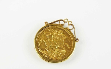 A George V sovereign pendant