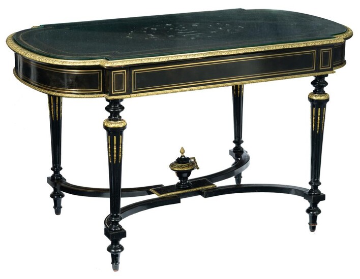 A Napoleon III ebonised centre table, H 76 - W 128,5 - D 71 cm