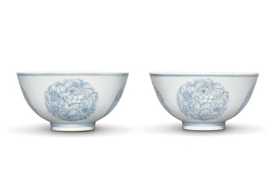 A PAIR OF FINE BLUE AND WHITE 'FLORAL' MEDALLION BOWLS, YONGZHENG MARKS AND PERIOD