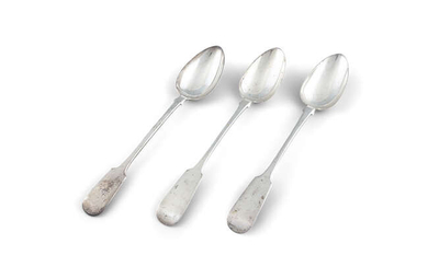 A PAIR OF SILVER FIDDLE PATTERN SERVING SPOONS,...