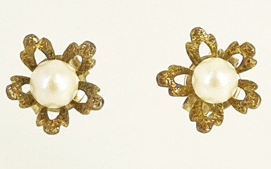 A PAIR OF VINTAGE CULTURED PEARL EAR-STUDS
