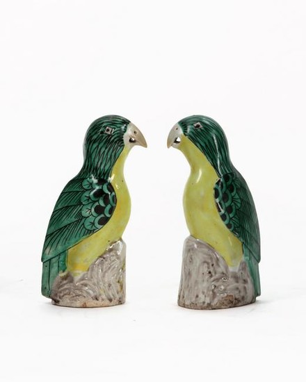 A pair of Chinese Export porecelain figures of parrots