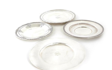 American silver trays and charger (4pcs)
