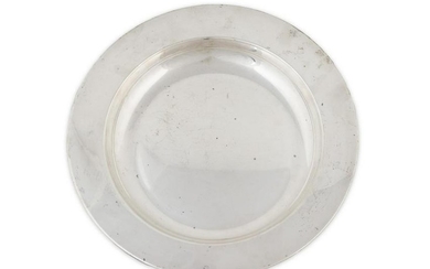 An American Silver Charger Diameter 13 inches.