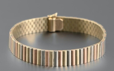 An Italian Tri-color Gold Bracelet